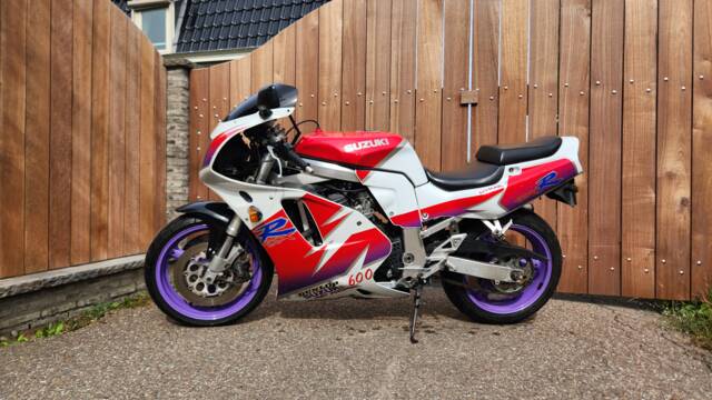 Bild 1/12 von Suzuki DUMMY (1993)