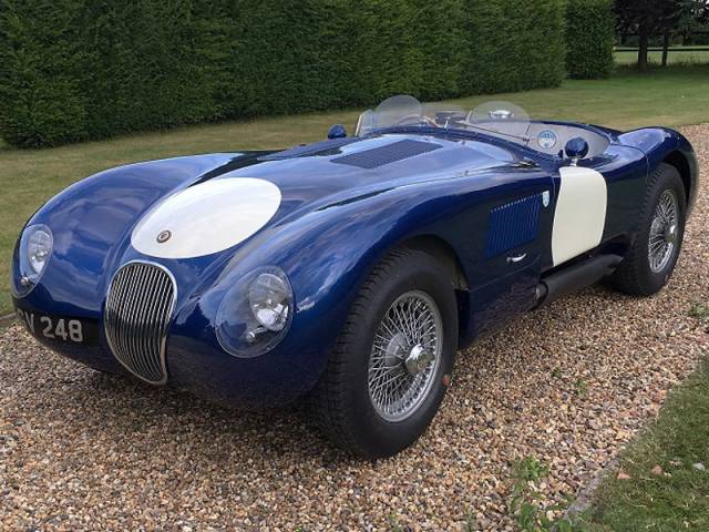Image 1/10 of Suffolk C-Type Jaguar (2010)