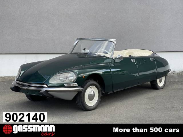 Immagine 1/15 di Citroën DS 20 Pallas (1971)