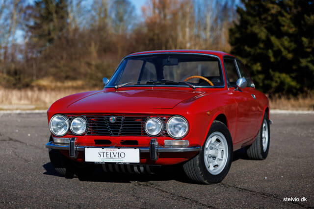 Imagen 1/43 de Alfa Romeo 2000 GT Veloce (1972)