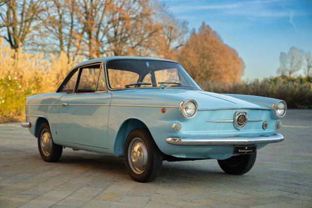 Image 1/49 of FIAT 750 Vignale Coupé (1962)