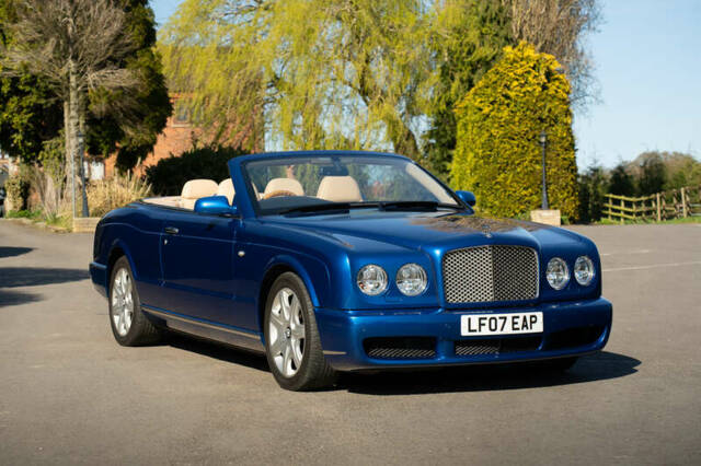 Bild 1/50 von Bentley Azure (2007)