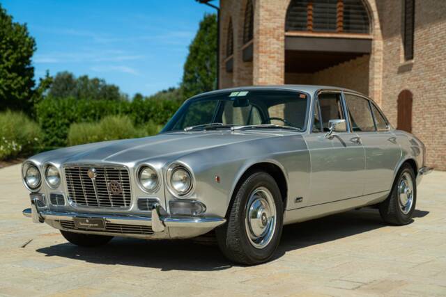 Afbeelding 1/50 van Jaguar XJ 6 4.2 (1970)