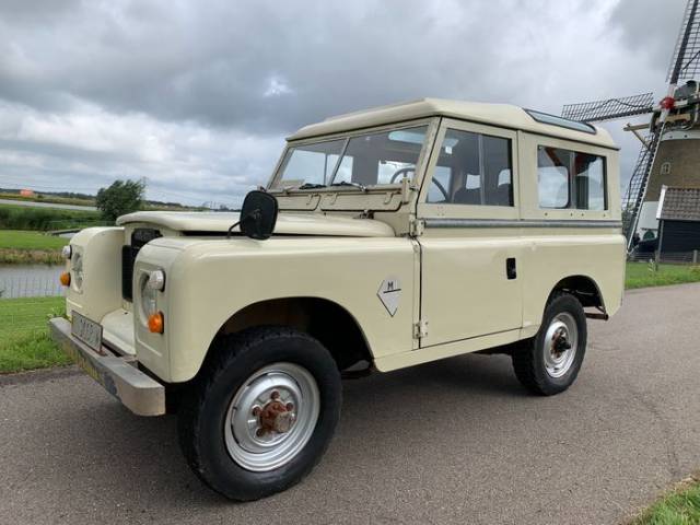 Bild 1/9 von Santana Land Rover 88 (1980)