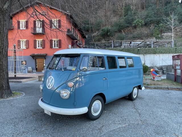 Image 1/28 of Volkswagen T1 Kombi (1966)