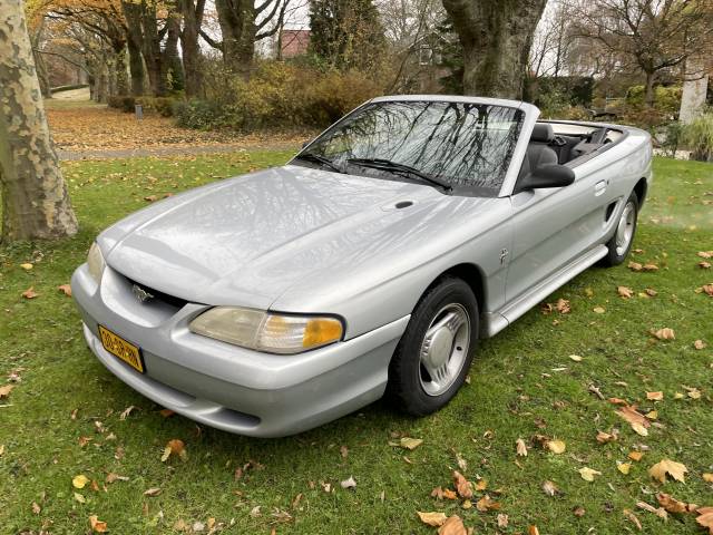 Imagen 1/10 de Ford Mustang (1995)