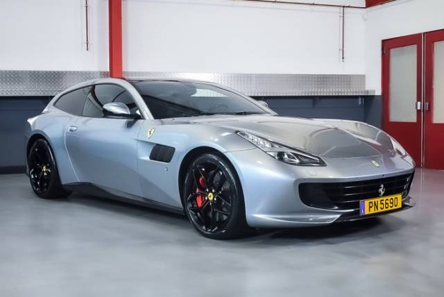 Bild 1/7 von Ferrari GTC4Lusso T (2017)