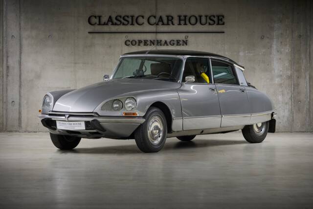 Image 1/92 of Citroën DS 23 Pallas (1975)
