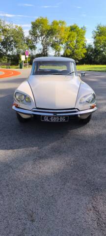 Bild 1/94 von Citroën DS 21 IE (1972)