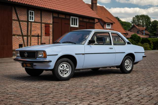 Bild 1/34 von Opel Ascona 1,6 (1977)
