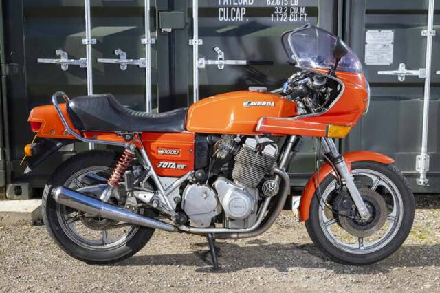 Image 1/22 of Laverda Jota 1000 (1982)