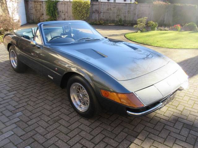 Image 1/10 de Ferrari 365 GTS/4 Daytona (1973)