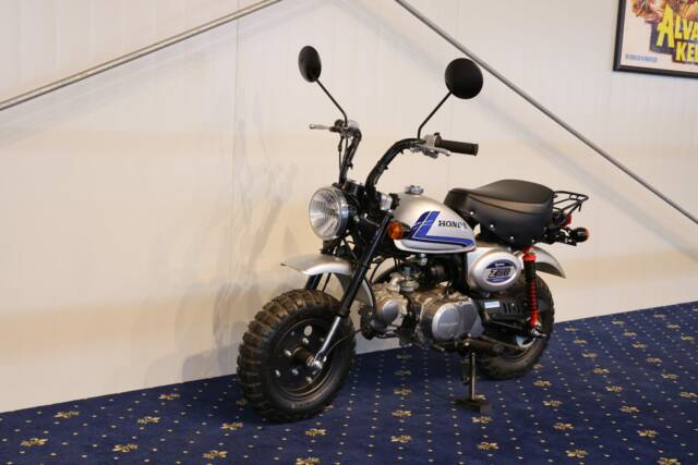 Bild 1/30 von Honda Z 50 Monkey (1900)