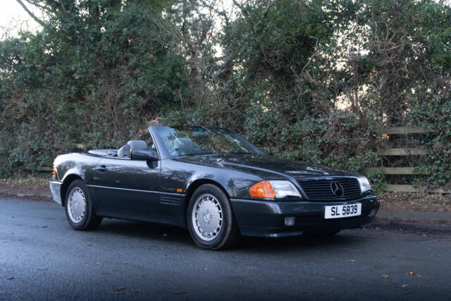 Image 1/15 of Mercedes-Benz 500 SL (1991)
