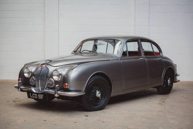 Image 1/8 of Jaguar 340 (1968)