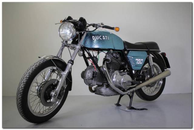 Afbeelding 1/7 van Ducati DUMMY (1972)