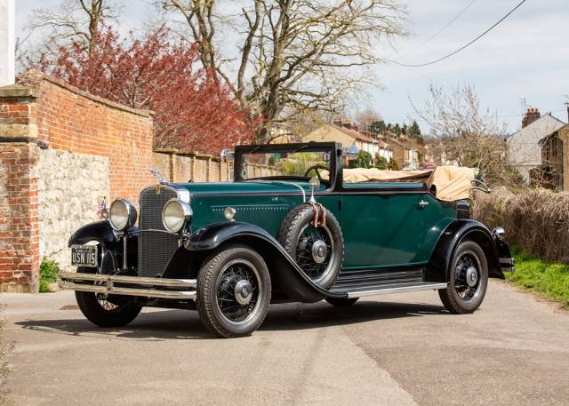 Image 1/20 de Nash 881 Convertible (1931)
