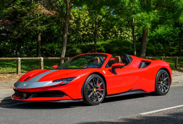 Image 1/37 of Ferrari SF90 Spider (2023)