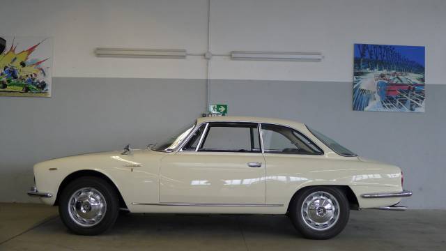 Bild 1/44 von Alfa Romeo 2000 Sprint (1961)