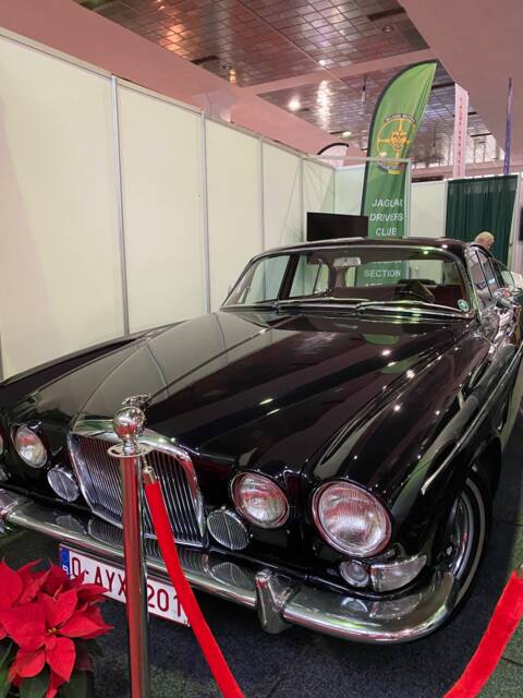 Image 1/8 of Jaguar 420 G (1969)
