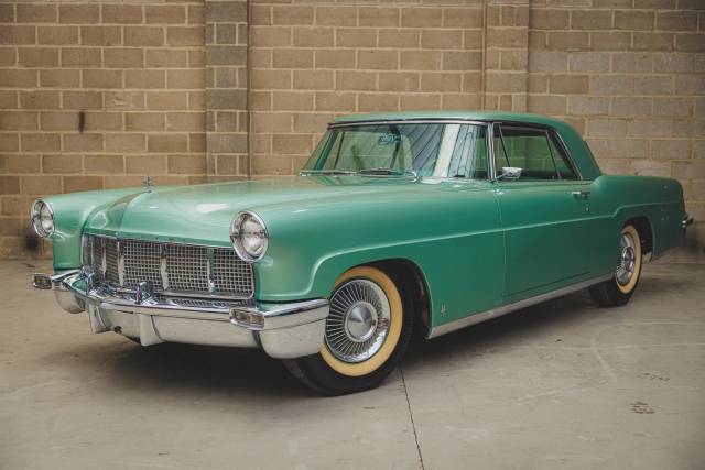 Afbeelding 1/8 van Lincoln Continental Mark II (1957)
