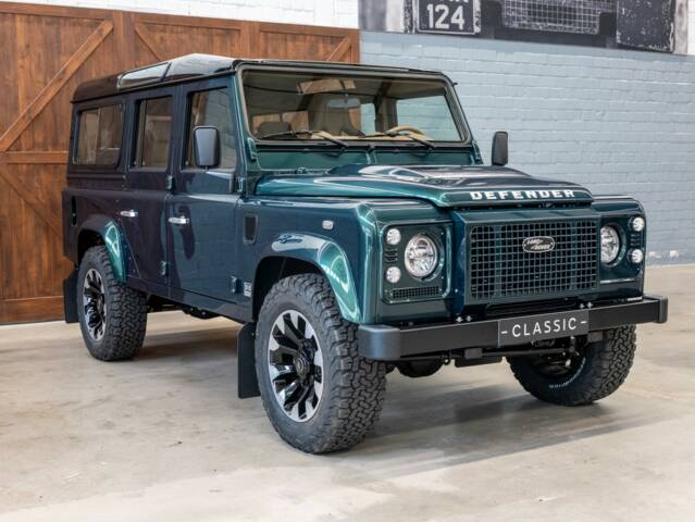 Afbeelding 1/33 van Land Rover Defender 110 Works V8 (2013)