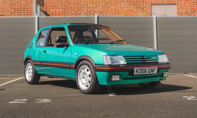 Afbeelding 1/50 van Peugeot 205 GTi 1.9 (1991)