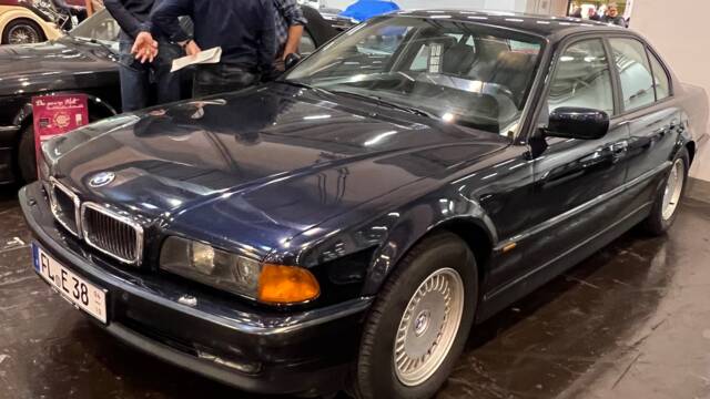 Afbeelding 1/7 van BMW 750i (1996)