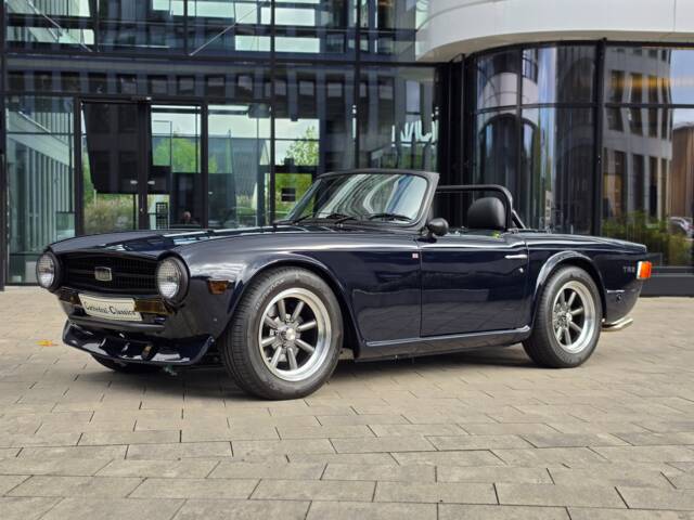 Image 1/49 of Triumph TR 6 PI (1973)