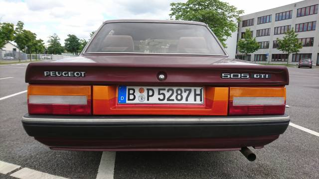 Immagine 1/11 di Peugeot 505 (1987)