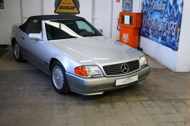 Image 1/42 of Mercedes-Benz 500 SL (1992)
