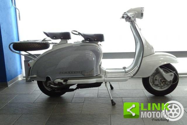 Image 1/10 of Innocenti DUMMY (1960)
