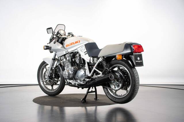 Bild 1/50 von Suzuki GSX 750S Katana (1982)