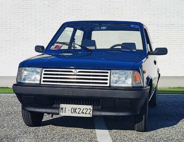 Bild 1/10 von Innocenti Small 990 SE (1988)