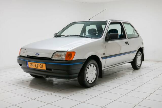 Bild 1/7 von Ford Fiesta 1.1 (1992)