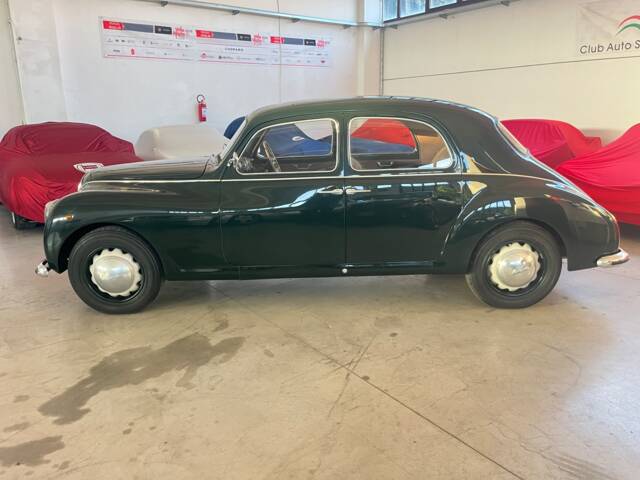 Immagine 1/17 di Lancia Aurelia B22 (1952)