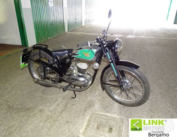 Image 1/10 of Moto Morini DUMMY (1947)