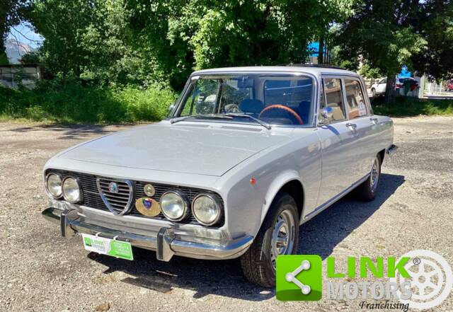 Immagine 1/10 di Alfa Romeo 2000 Berlina (1972)