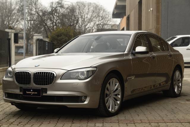 Image 1/50 de BMW 750i (2008)