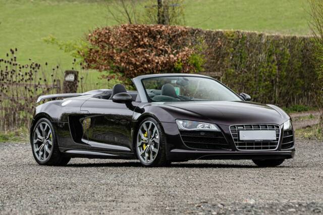 Afbeelding 1/35 van Audi R8 V10 Spyder (2011)