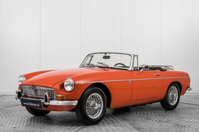 Image 1/50 de MG MGB (1974)