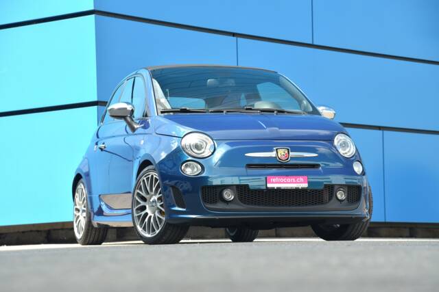 Image 1/17 of Abarth 595 Cabrio Italia (2012)
