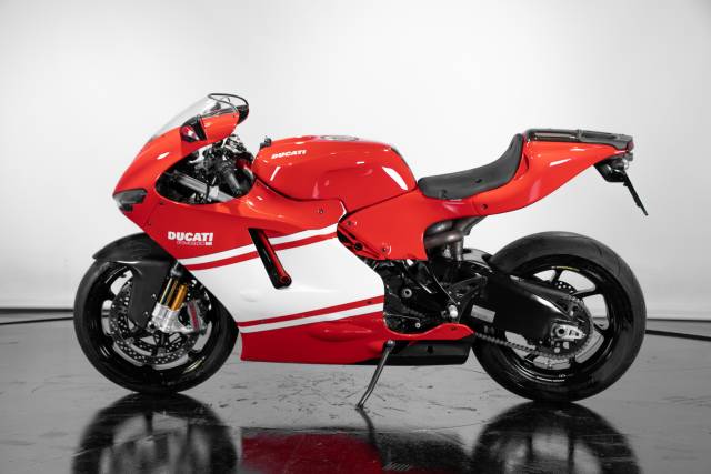 Bild 1/50 von Ducati DUMMY (2008)