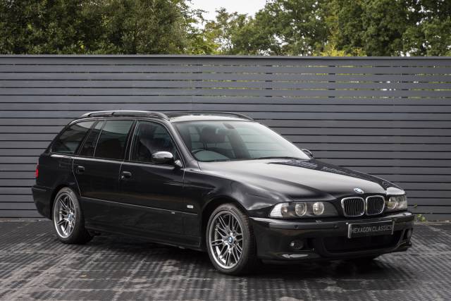 Bild 1/26 von BMW 540i Touring (2004)