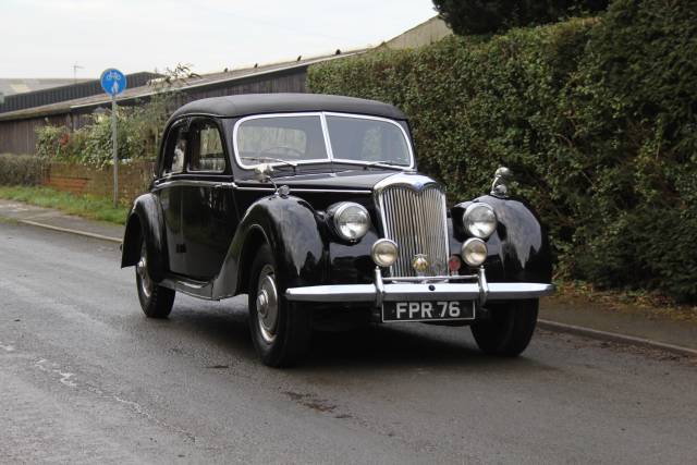 Image 1/21 of Riley 2.5 Litre RMF (1952)