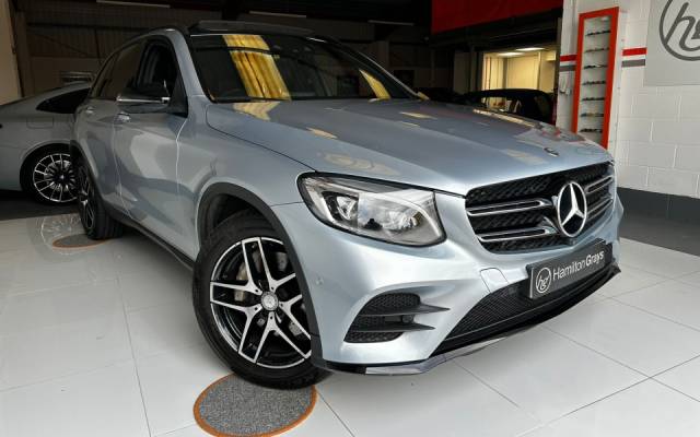 Image 1/43 de Mercedes-Benz GLC 250 4MATIC (2016)