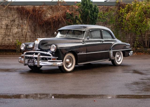 Image 1/10 of Pontiac Chieftain 8 (1949)