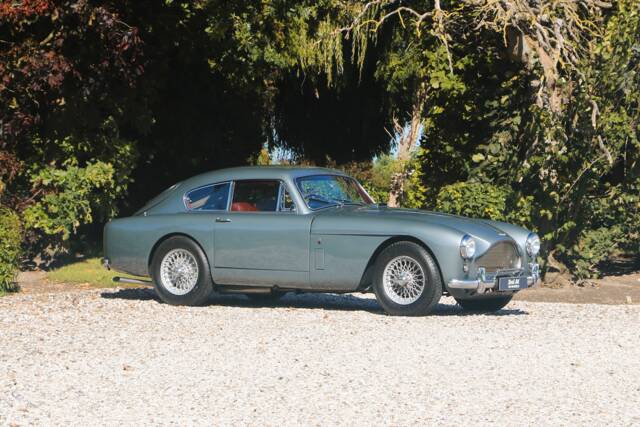 Bild 1/18 von Aston Martin DB 2&#x2F;4 Mk III (1958)