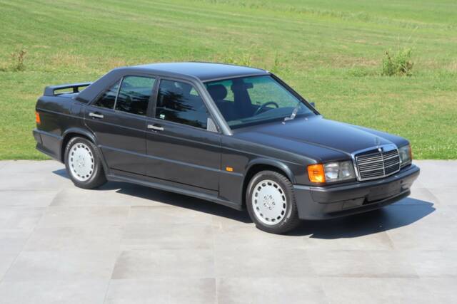 Image 1/50 of Mercedes-Benz 190 E 2.3-16 (1986)