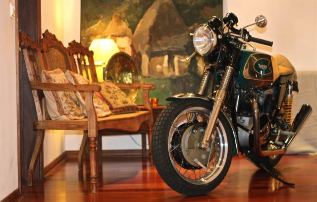 Image 1/12 de Triumph DUMMY (1972)